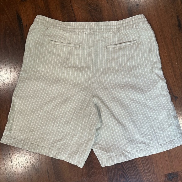Lands’ End 100% Linen Women’s Plus 16 Beige Striped Pull On Shorts 9” Inseam - Picture 3 of 8